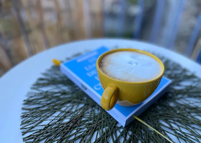 Oda ve Kahvaltı La Casa Del Poeta 3*